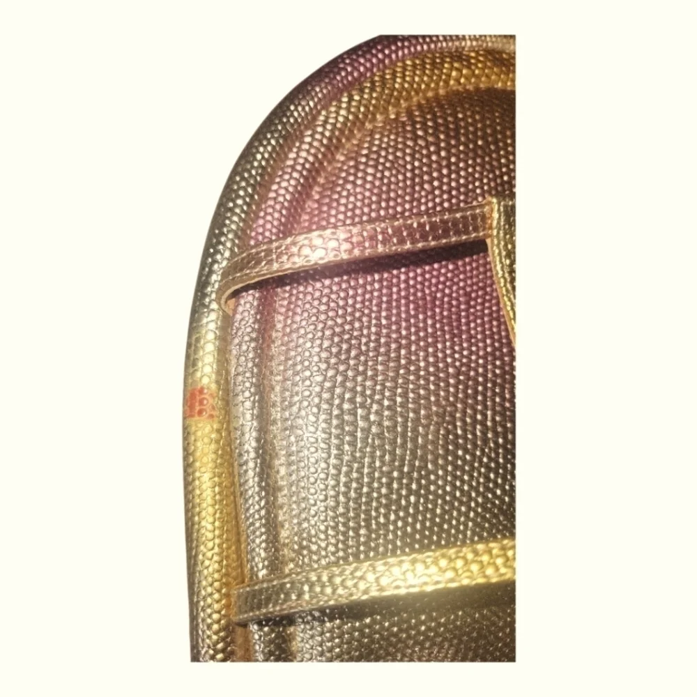 Z.aa Metallic Ombre Gold and Tan Strappy Sandals Made In Brazil US 7 EU 38 BR 36